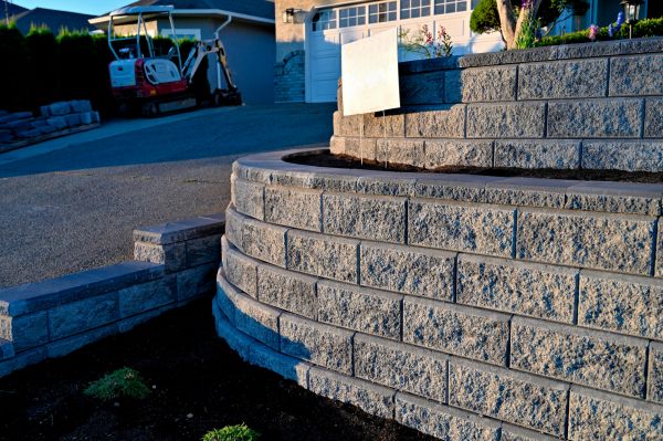 Stone Retaining Wall Repair in Delaware