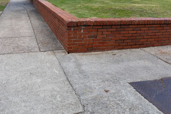 Brick Retaining Wall Repair in Delaware